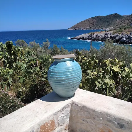 Holiday home Ampelos Tower