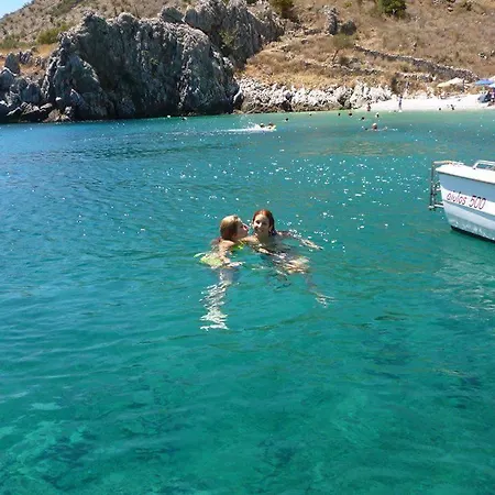 펜션 Ampelos Tower