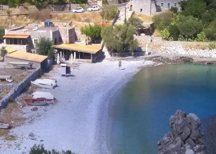 Ampelos Tower Vakantiehuis *